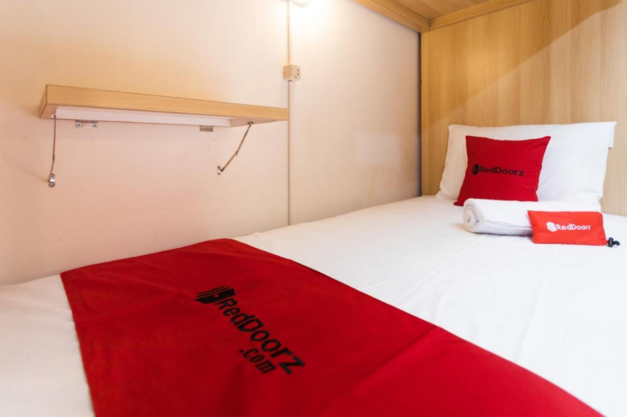 Reddoorz Hostel @ Malang City Center 2 Exterior foto